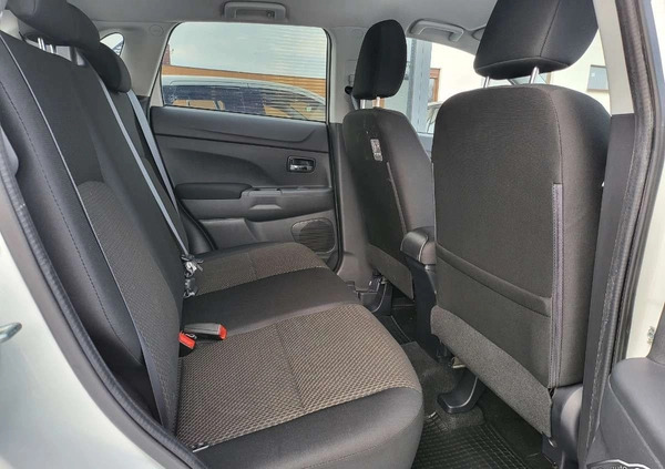 Mitsubishi ASX cena 43900 przebieg: 137341, rok produkcji 2015 z Krynica-Zdrój małe 407